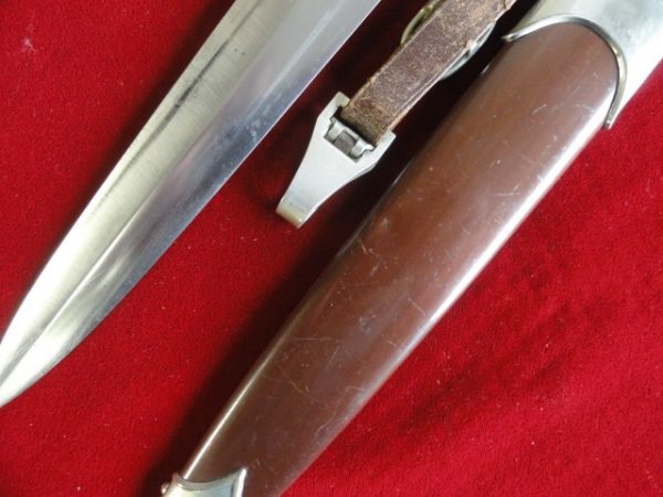 Uncleaned Early SA Dagger wHanger (#28823)